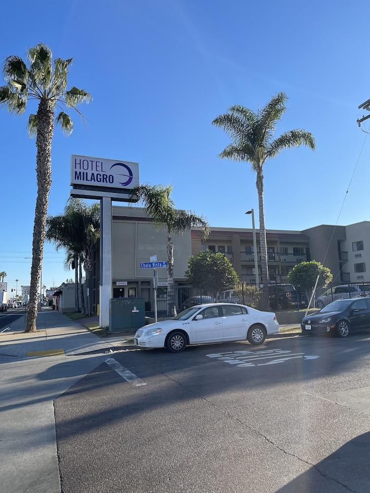 Hotel Milagro Chula Vista Exteriör bild